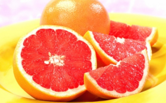 الجريب فروت يقلل أخطار السمنة وأمراض السكر والقلب الجريب فروت يقلل أخطار السمنة وأمراض السكر والقلب