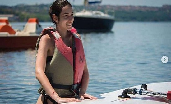 بالصور : لأول مرة.. فتاة وحيدة الساق في نهائيات مسابقة ملكة جمال