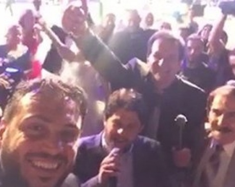 بالفيديو - زفاف ابن محمد اسكندر يتحوّل إلى تظاهرة فنية.. شاهدوا ماذا حصل بالفيديو - زفاف ابن محمد اسكندر يتحوّل إلى تظاهرة فنية.. شاهدوا ماذا حصل