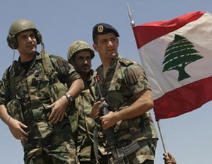 تحقيقات للجيش اللبناني والقوات الدولية بمنطقة الخرق الاسرائيلي بالوزاني تحقيقات للجيش اللبناني والقوات الدولية بمنطقة الخرق الاسرائيلي بالوزاني