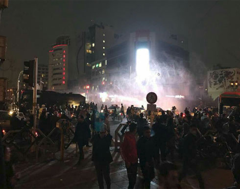 إيران.. 9 متظاهرين سقطوا ليلاً و24 في 5 أيام إيران.. 9 متظاهرين سقطوا ليلاً و24 في 5 أيام