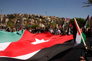 الحراك الشبابي والشعبي في الجنوب يعلن استمرار حراكه تحت شعار جمعة الوفاء