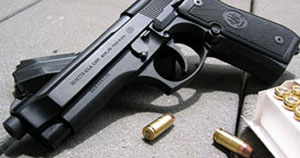 طفل يقتل شقيقه إثر عبثه بخرطوش في عين الباشا 