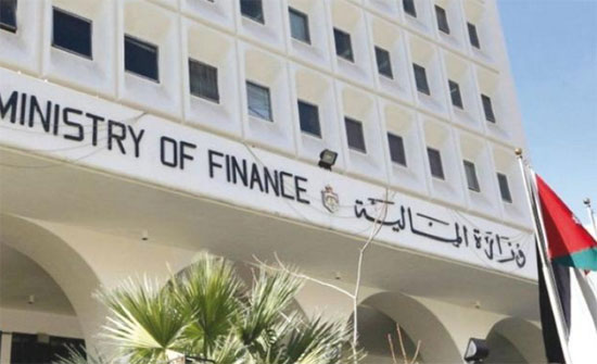 مشروع قانون جديد تعده الحكومة لتوسيع الشرائح الخاضعة للضريبة مشروع قانون جديد تعده الحكومة لتوسيع الشرائح الخاضعة للضريبة