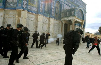 نتانياهو يعتبر ان وضع كاميرات مراقبة في المسجد الاقصى يصب في “مصلحة” اسرائيل