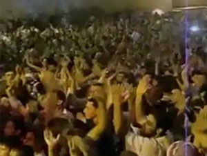 "الأسد" يراهن على قمع الثورة السورية في رمضان.. والمعارضة تصر على إسقاط النظام "الأسد" يراهن على قمع الثورة السورية في رمضان.. والمعارضة تصر على إسقاط النظام