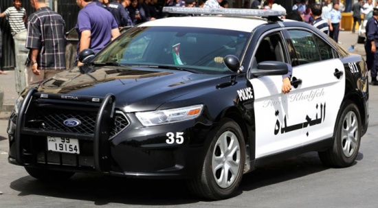 بالصور: المداهمة الأمنية في الكرك الآن