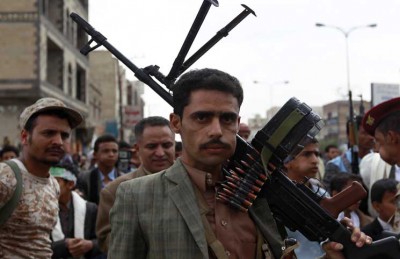 جماعة الحوثي تفرج عن صحفي يمني بعد أربعة أشهر من اختطافه في صنعاء