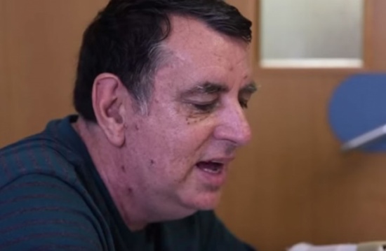 أول عملية جراحية لزرع الكفين.. تتكلل بالنجاح (شاهد)