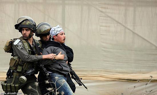 الجيش الاسرائيلي: اعتقال 3617 فلسطينيا خلال عام 2017 الجيش الاسرائيلي: اعتقال 3617 فلسطينيا خلال عام 2017