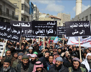 انسحاب الدفاع بمحاكمة  150 عضو من التيار السلفي الجهادي 