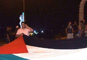 اعتصام شموع في الكرك يطالب بإصلاحات سياسية واجتماعية