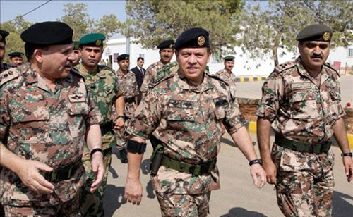 الملك يرفع قرض اسكان ضباط الصف والأفراد إلى 10 آلاف دينار