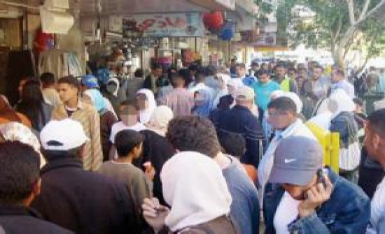 حركة تجارية نشطة بالعقبة اواخر رمضان المبارك حركة تجارية نشطة بالعقبة اواخر رمضان المبارك