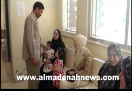 لقاءات عفوية مع مواطنين داخل مستشفى حكومي ( فيديو ) 