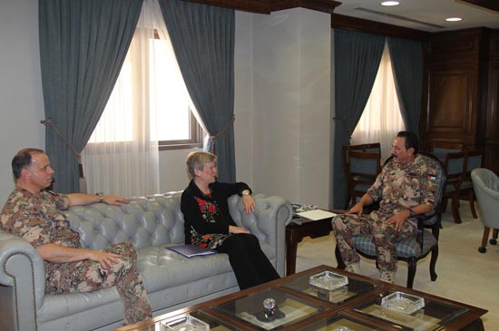 الزبن يستقبل وفدا من وزارة الخارجية الاميركية