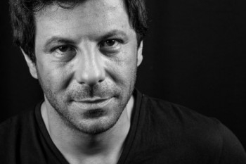 إياد نصار: "أريد رجلاً" حالة مصرية