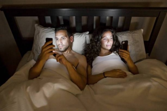 لهذا السبب نحن مدمنون على الهواتف! لهذا السبب نحن مدمنون على الهواتف!
