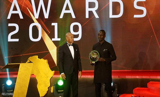 152 صوتا.. كيف حسم ماني جائزة "الأفضل في أفريقيا"؟