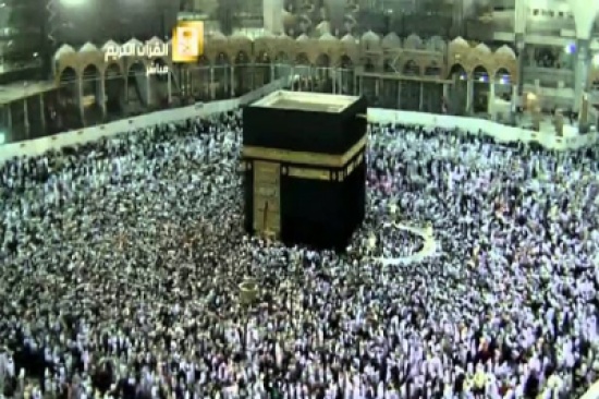 بالفيديو: القبض على شاب عبث بكاميرات المسجد الحرام