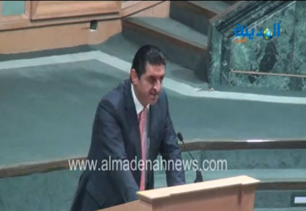 (خشبات الحبس خمس خشبات )أسهل عند بعض النواب من تلاوة القسم (التفاصيل)