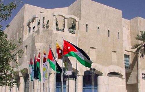 الأمانة تواصل تنفيذ عبارات تصريف مياه أمطار