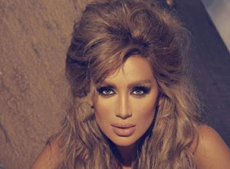 مايا دياب: "وجود عابد فهد وأداءه الفظيع أنقذا (لعبة الموت)" مايا دياب: "وجود عابد فهد وأداءه الفظيع أنقذا (لعبة الموت)"