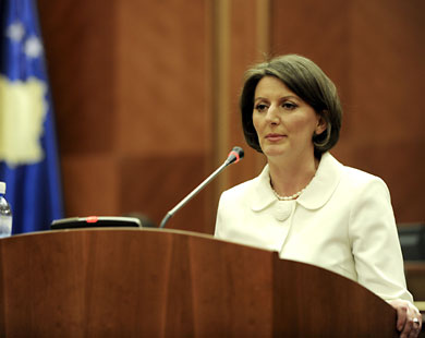 رئيسة جمهورية كوسوفو تزور مدرسة ماحص الثانوية للبنات