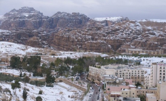 طقس العرب : المناطق المُعرضة لتساقط زخات من الثلوج