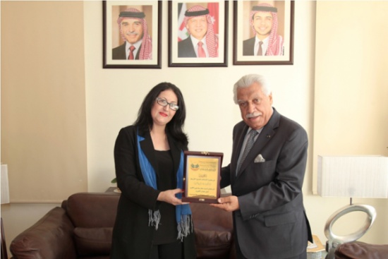 منظمة السلام والصداقة الدولية في الأردن تكرم عمان مدينة الرحمة و الانسانية منظمة السلام والصداقة الدولية في الأردن تكرم عمان مدينة الرحمة و الانسانية