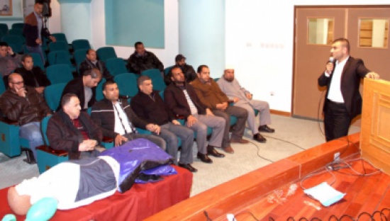 ورشة تدريبية بعنوان ( الانعاش القلبي الرئوي الاساسي ) في البلقاء التطبيقية