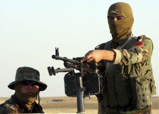 اتفاق بين البشمركة والحشد الشعبي على تقاسم أي قرية سنية يتم احتلالها