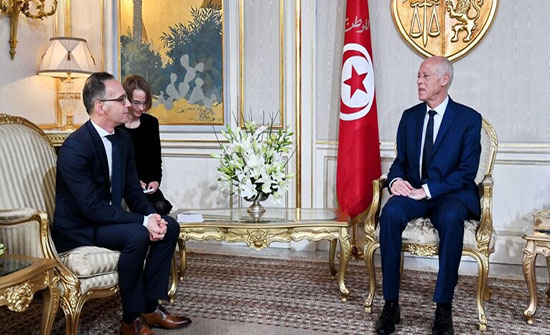 الرئيس التونسي يلتقي وزير الخارجية الألماني الرئيس التونسي يلتقي وزير الخارجية الألماني