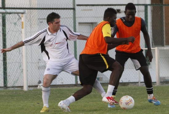 دحبور: منتخب الجاليه كسب اسماء جديده رغم خسارته الاخيره