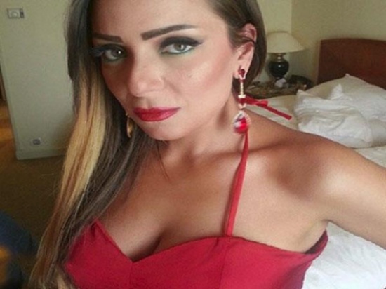 ريم البارودي :"متضامنة مع زينة ولست ضد أحمد عز"