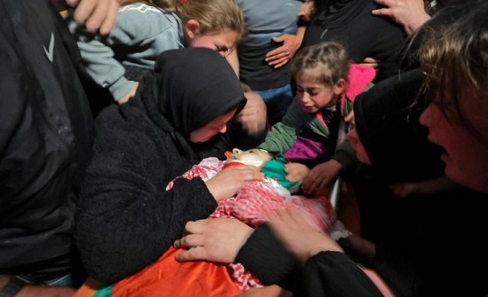 تهديد ضابط مخابرات إسرائيلي بإعدام الطفل محمد شحادة .. بالفيديو تهديد ضابط مخابرات إسرائيلي بإعدام الطفل محمد شحادة .. بالفيديو