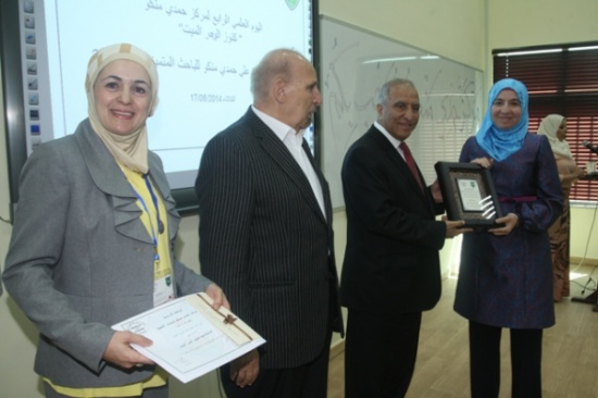 "الأردنية" تعلن أسماء الفائزين بجائزة علي منكو للباحث والطالب المتميز