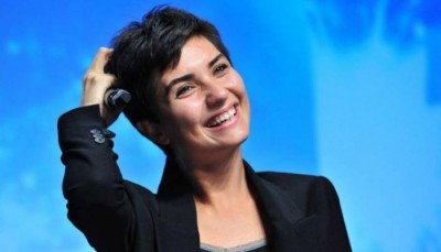 “توبا” فعلتها وكاتبة سعودية قلدتها.. دعم مريضات السرطان بحلاقة الشعر