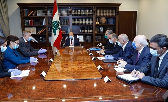 عون يشكو إسرائيل للمنسق الأممي ويحذر من تهديد جنوب لبنان عون يشكو إسرائيل للمنسق الأممي ويحذر من تهديد جنوب لبنان