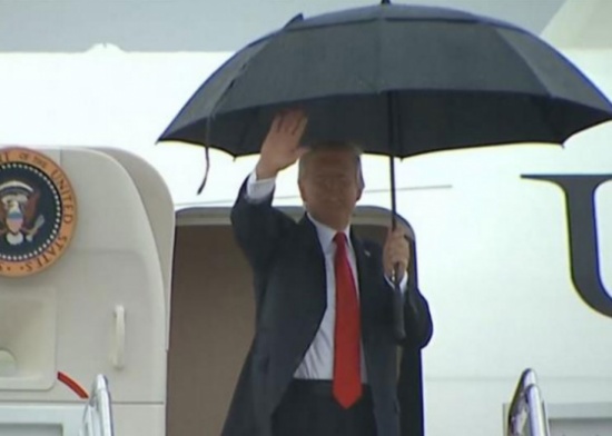 ترمب يقيل كبير موظفي البيت الأبيض