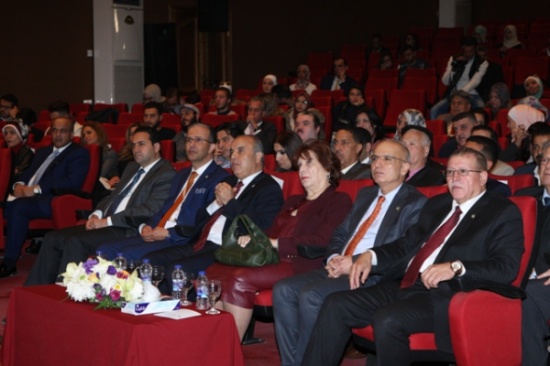 فنانون عرب يتسلحون بالرسم والموسيقى لمحاربة التطرف والإرهاب