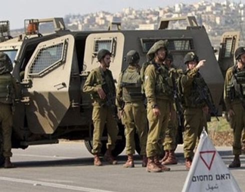 فلسطيني يطعن جندياً إسرائيلياً في رأسه