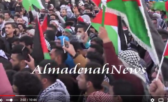 انفضاض جميع المسيرات والوقفات باستثناء وقفة السفارة الأمريكية انفضاض جميع المسيرات والوقفات باستثناء وقفة السفارة الأمريكية
