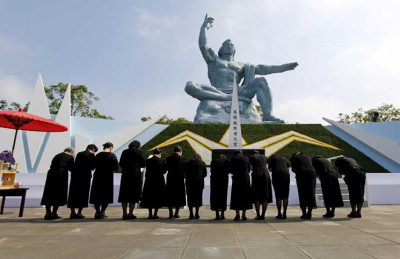 اليابان تحيي الذكرى الـسبعين لإلقاء القنبلة الذرية على ناجازاكي