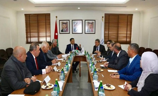 السفير الإيطالي: ضرورة عرض الفرص الاستثمارية الأردنية أمام رجال الأعمال السفير الإيطالي: ضرورة عرض الفرص الاستثمارية الأردنية أمام رجال الأعمال