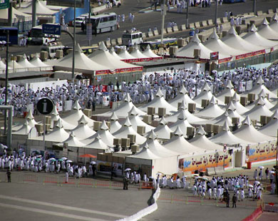 حجاج بيت الله الحرام يتوجهون الى منى غدا الخميس