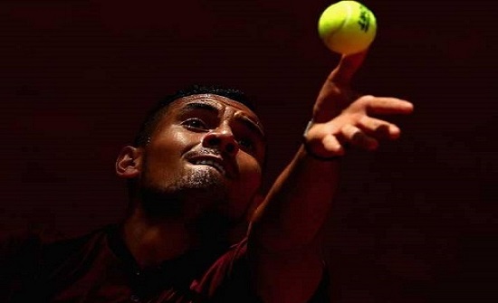 "الفتى الشرير" يستهل مشواره في سينسناتي بدون حذاء