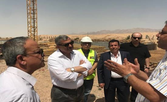 الغزاوي يتفقد عددا من مناطق البادية الجنوبية الغزاوي يتفقد عددا من مناطق البادية الجنوبية