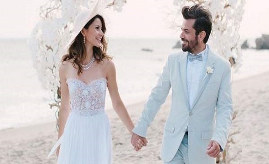 ما حقيقة انفصال بيرين سات عن زوجها ومغادرتها للمنزل؟ ما حقيقة انفصال بيرين سات عن زوجها ومغادرتها للمنزل؟