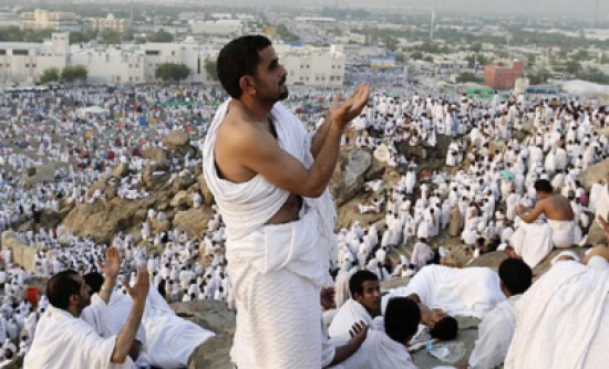 الحد الأعلى للكلفة يؤخر إعلان المرشحين لـ "الحج" الحد الأعلى للكلفة يؤخر إعلان المرشحين لـ "الحج"